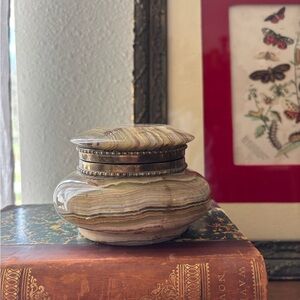 Onyx trinket box with beaded brass trim